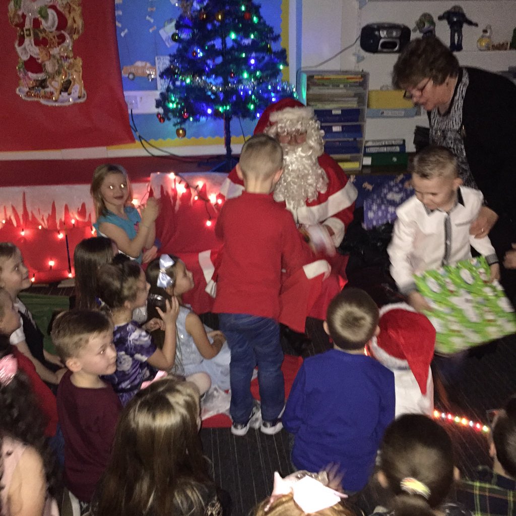 sandaig_ps's tweet photo. He's arrived for p1-3 🎅🏻🎅🏻🎅🏻 https://t.co/XkRhcc3rz5