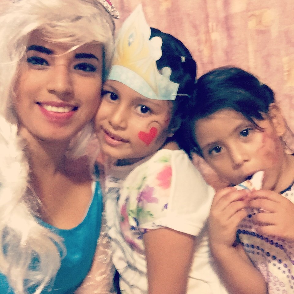 SonrisitasEc's tweet photo. #showfrozen #guayaquil  Cel 0985874642 https://t.co/gtAkQOQH98