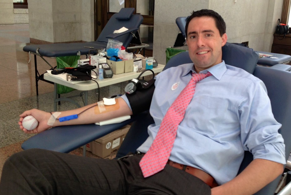 OhioSenateGOP's tweet photo. .@RedCross Blood Drive at @OhioStatehouse this Thursday, 9AM-3PM. E-mail EmmaProject@OhioSenate.gov to make an appt. https://t.co/aOJGC1bANG