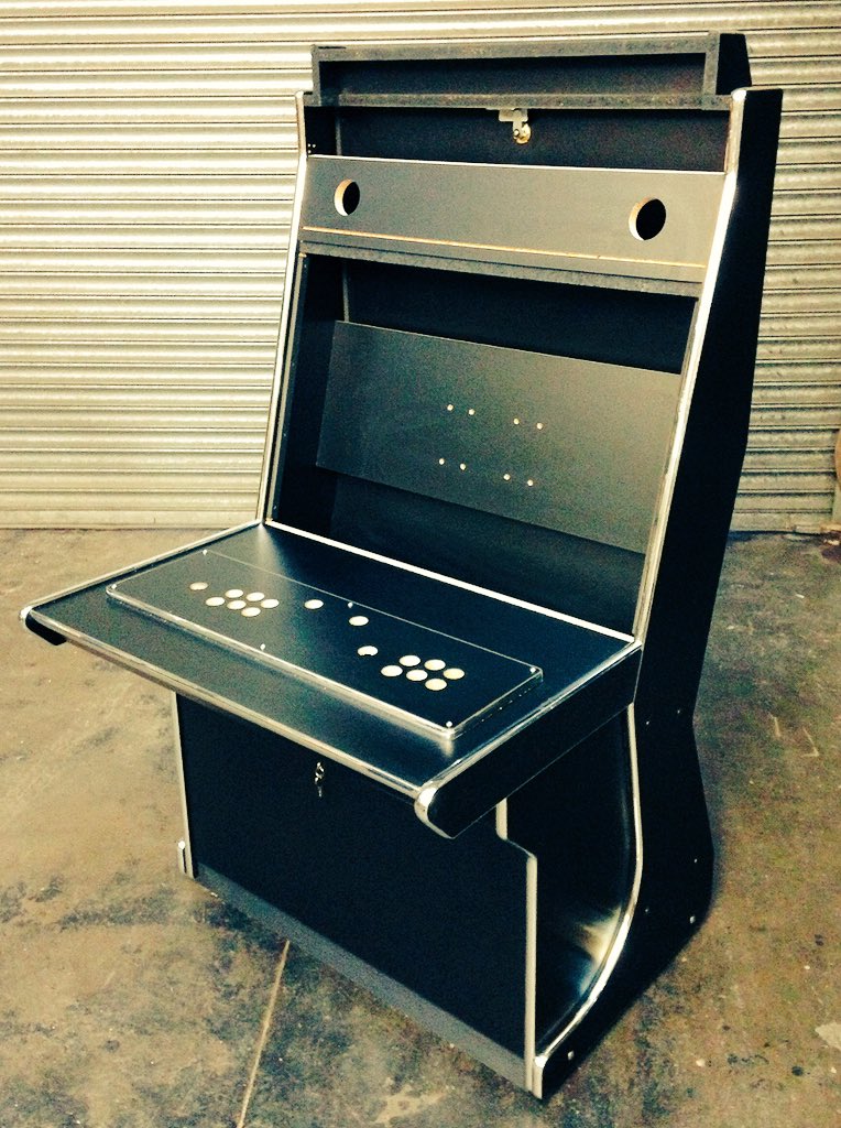 arcade_base's tweet image. So we sold that Custom Vewlix cabinet and made it a machine! What you guys think? #retrogaming #gaming #vewlix