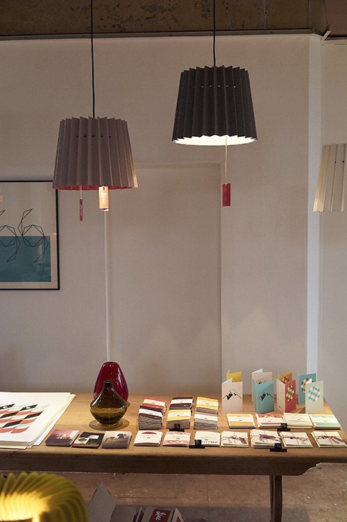 LaneByPost's tweet photo. We round up @NottinghamMrkt with our favourite finds. Thanks @Universal_Works for the pics! https://t.co/lUVCwOgtbn https://t.co/i4PlmYSg9T