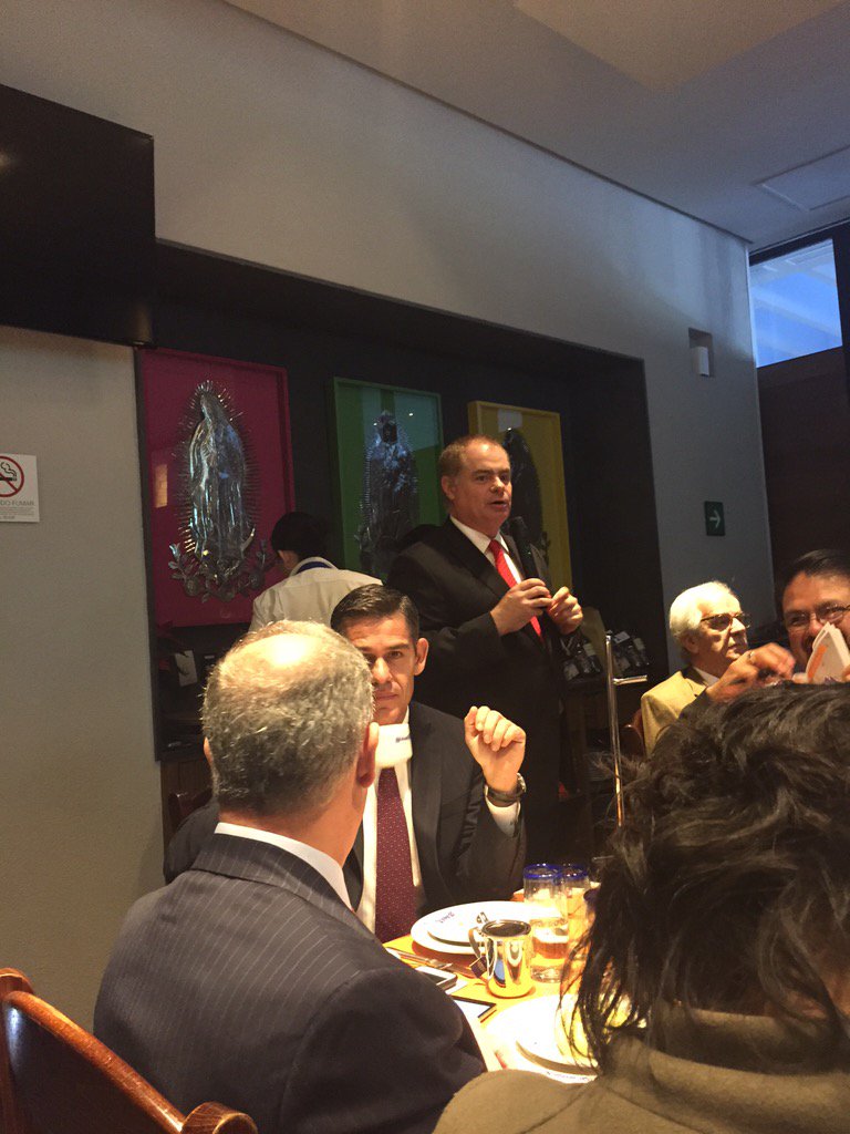 Seguro obligatorio costará mil pesos en la CDMX - CWW7P_tUAAE2viG