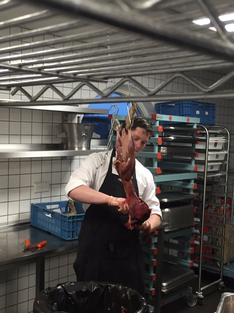 Laatste bezoek van #Leerbedrijf #Horeca zit erop bij <a href="/Vroeg_Bunnik/">Vroeg</a> voor @vblh15 #SVH