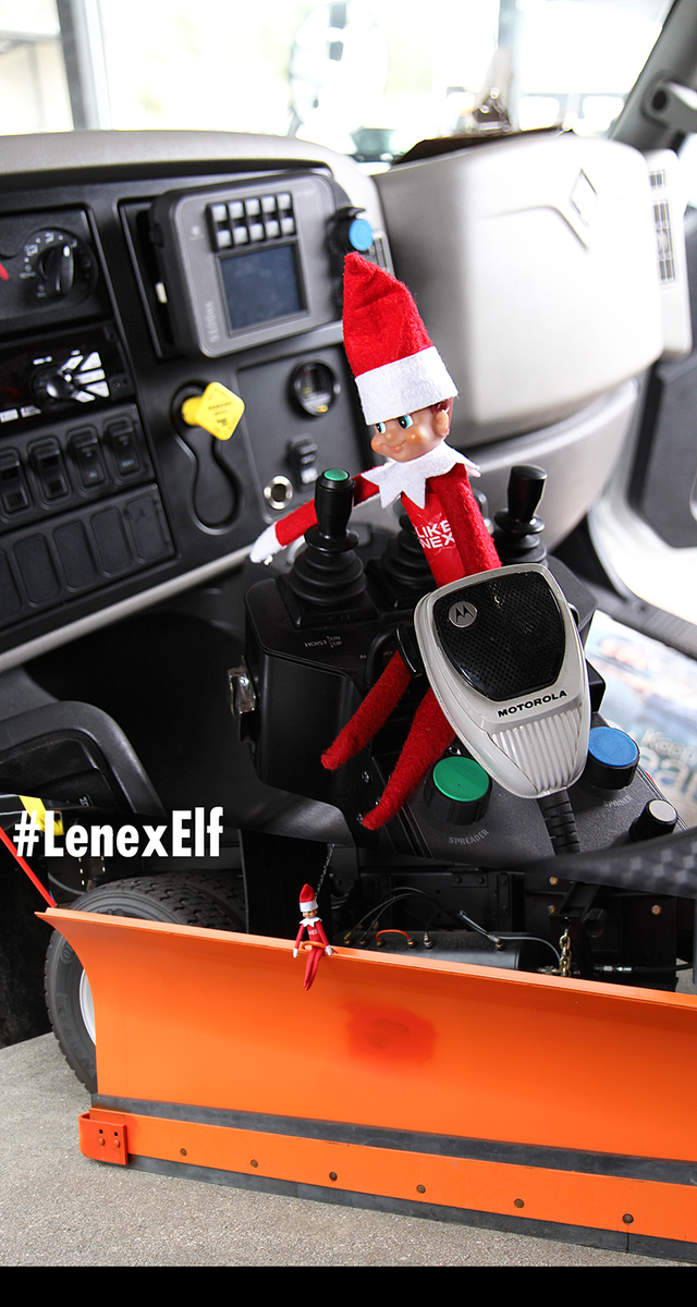 cityoflenexa's tweet photo. Bradshaw the #LenexElf likes being a snow plow driver better. His goal: Be the start of https://t.co/v77ndb8IE7! https://t.co/Ctsf5gkGtm