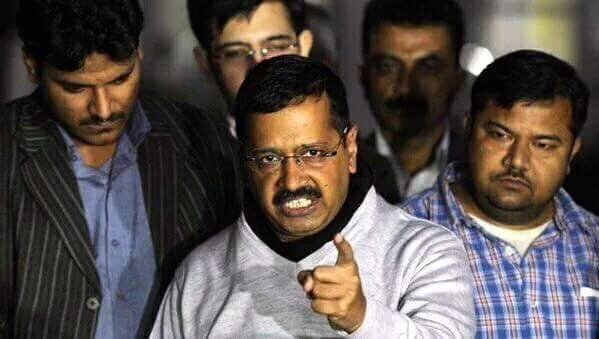 Babu_Bhaiyaa's tweet photo. Many similarities...
-Terrific in Acting..
-Villainous CM... @iamiteshh https://t.co/8PpVEQyiPF