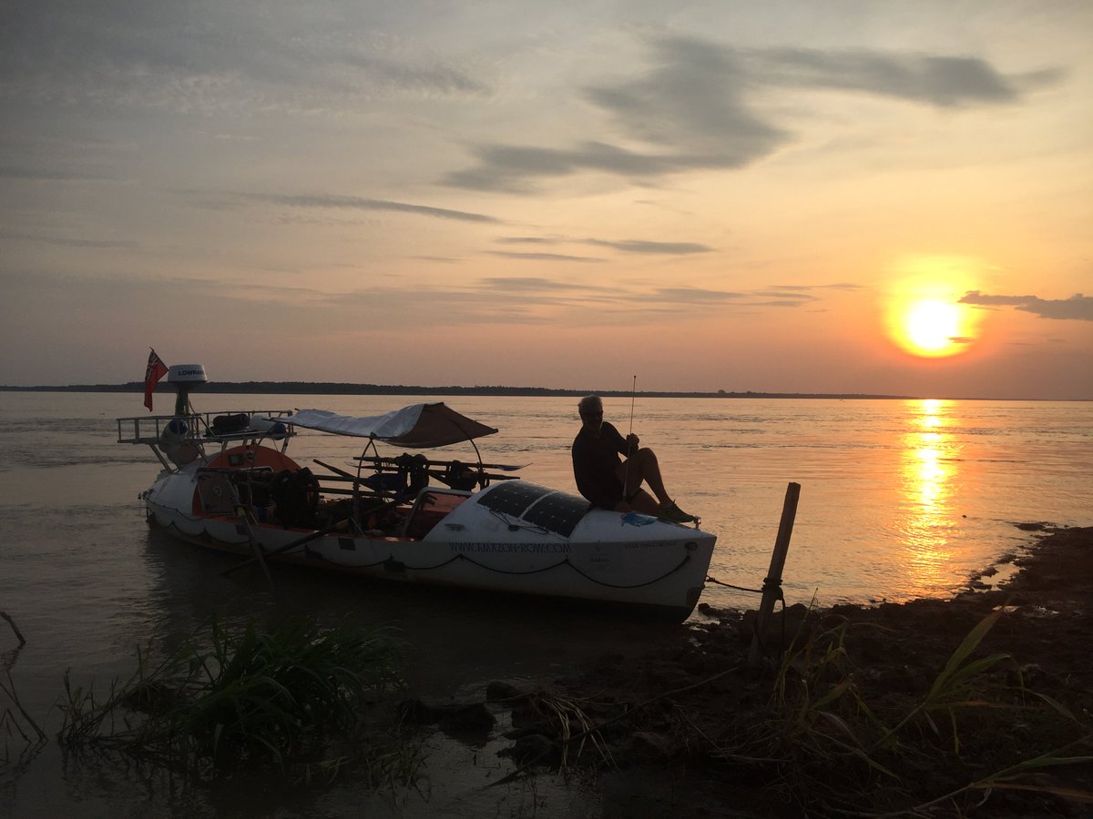 Row the Amazon 2015 tweet media