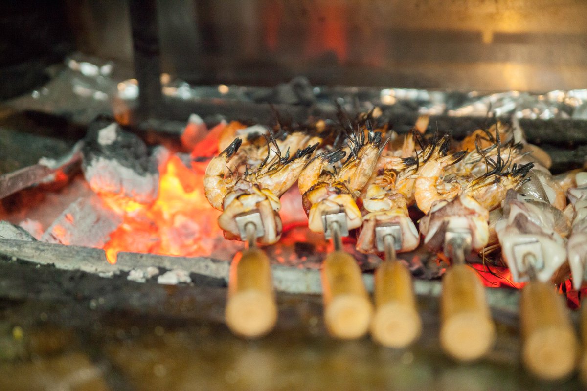 HotelAlambique's tweet photo. Olá a todos ...
Fomos ali à Cozinha ver o que se estava a passar e demos de caras com isto. Que tal ? Bom aspecto ? https://t.co/QBbARqEsKx