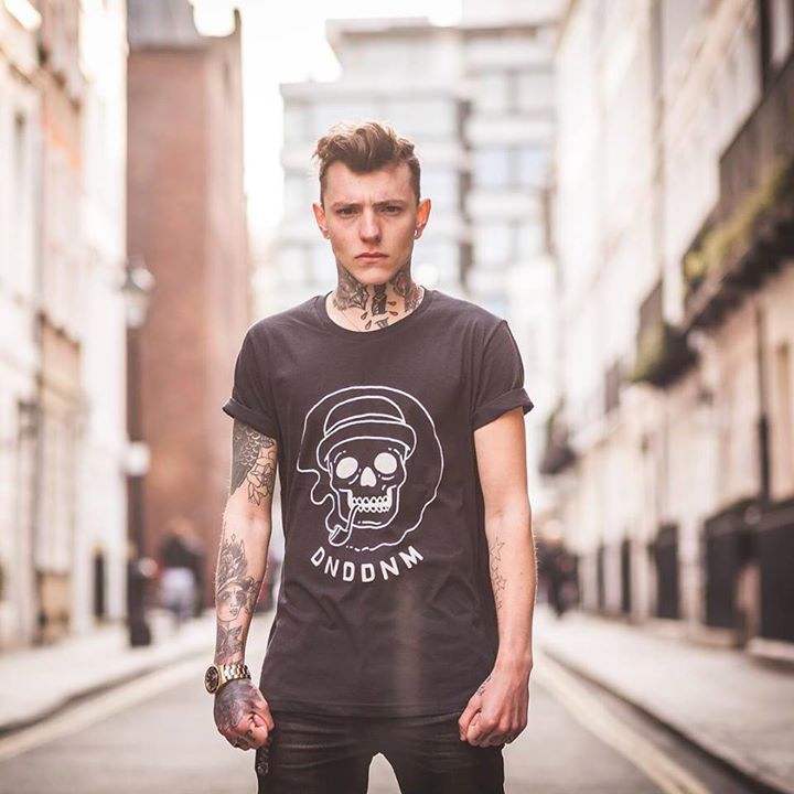 dndexecution's tweet image. streetsnap @bud_brennan_williams for PRIDE AND PASSION collection #secondbatch. see the en… ift.tt/1pUOlQp