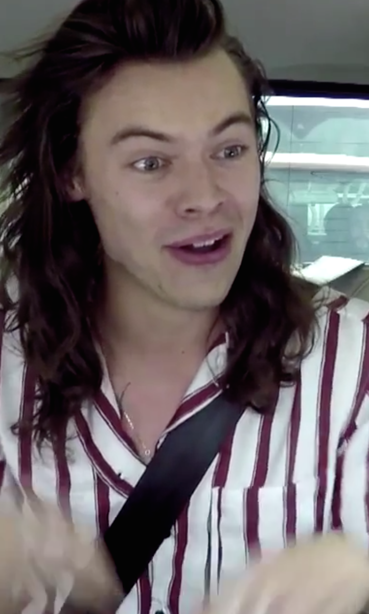 nika_canter's tweet photo. когда в машине по радио услышал любимую песню:

#VideoMTV2015 One Direction #1DCarpoolKaraoke https://t.co/MMhxbjfs3J
