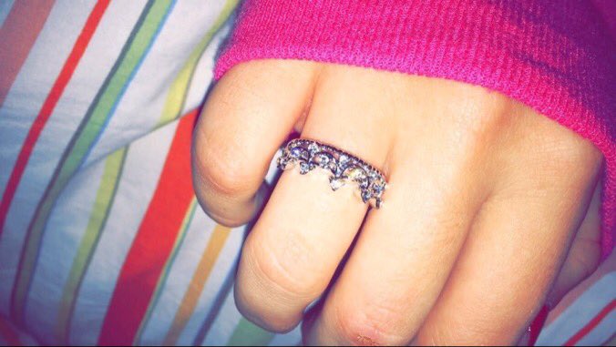 SunsetJeweIry's tweet photo. 🎄Christmas Sale🎄

Our princess ring is on sale for $12.99! Get one while they last!🎅🏼

Shop: https://t.co/LRC10NZQAF https://t.co/tkBPPWKaTa