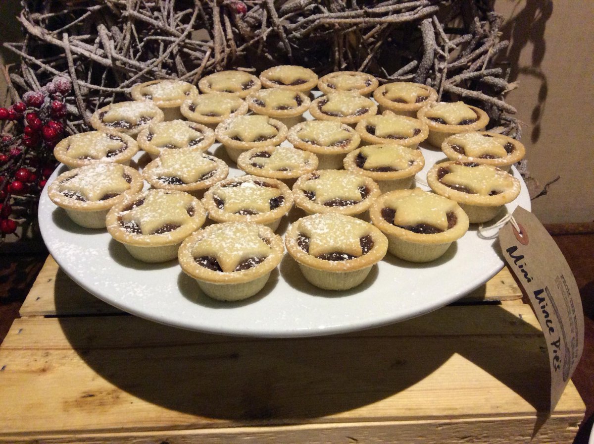 #Xmas has well &amp; truly arrived with our Highcliff Christmas Market event! <a href="/HighcliffGrill/">Highcliff Grill</a> <a href="/McaaAppChall/">MCAA challenge</a> <a href="/MarriottUK/">Marriott Hotels UK</a>