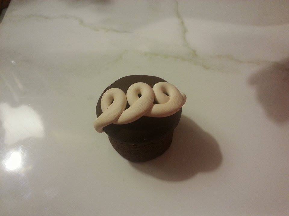 TinyCreationsDB's tweet photo. I have added some new food to my shop! #AmericanGirlFood  
https://t.co/IkkY6SkpD5 https://t.co/cGK8pb7ymm