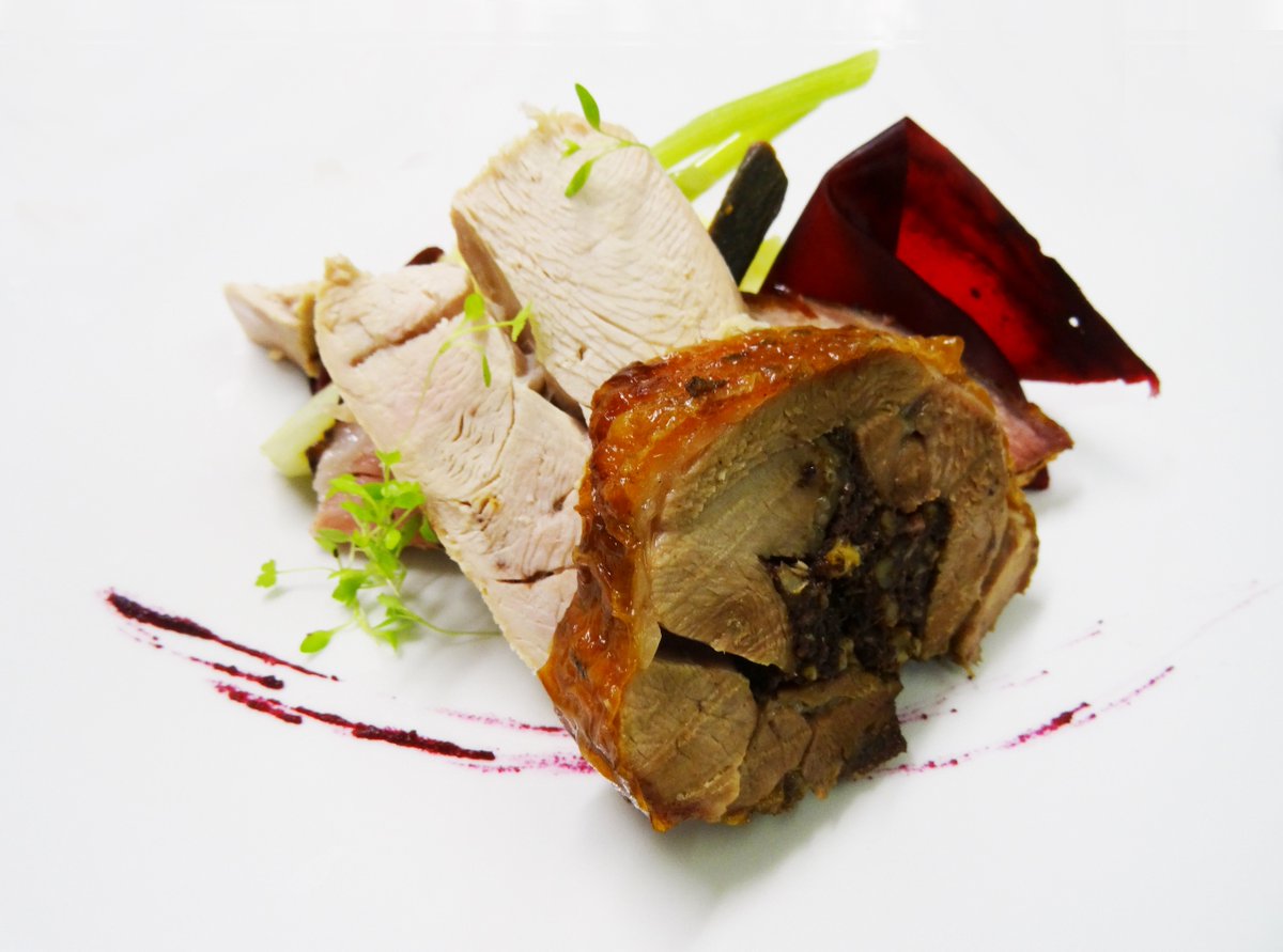 EPfestival's tweet photo. Try out our @TheatreOfFood collective's favourite festive dishes this Christmas. https://t.co/oGM6ZdMtes https://t.co/tyqlsz3H20