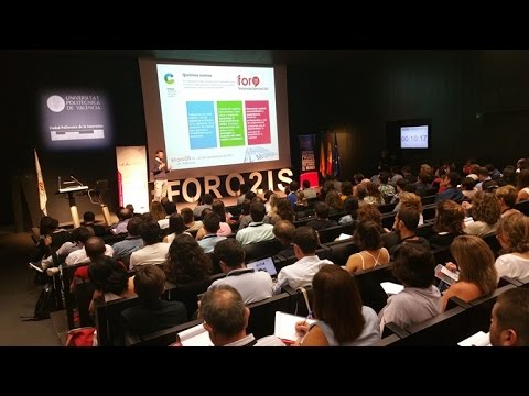 E_Creactiva's tweet photo. ¨Innovación social y #economía¨ ponencia de @fransolerg en el #Foro2IS @fundacioncreas https://t.co/072sPqzmpw https://t.co/T3qxvfPpiS