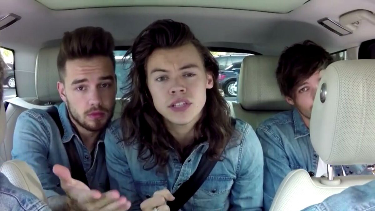 carollpvv's tweet photo. Senhor segura na minha mão aqui porque olha depois dessa foto eu acho que vou pro céu!!¡¡¡ #1DCarpoolKaraoke https://t.co/cvNpB2cyCm