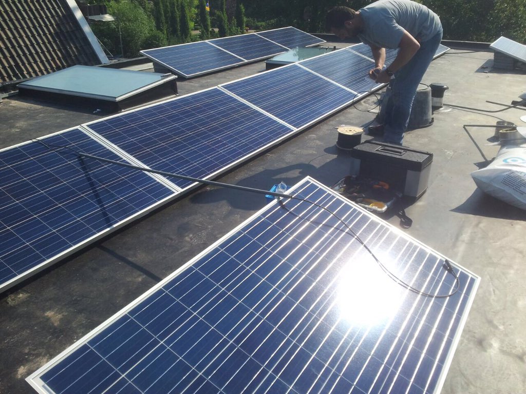 Ook voor zonnepanelen bent u bij F&amp;C Totaaltechniek aan het juiste adres. Mooi project. #Amersfoort