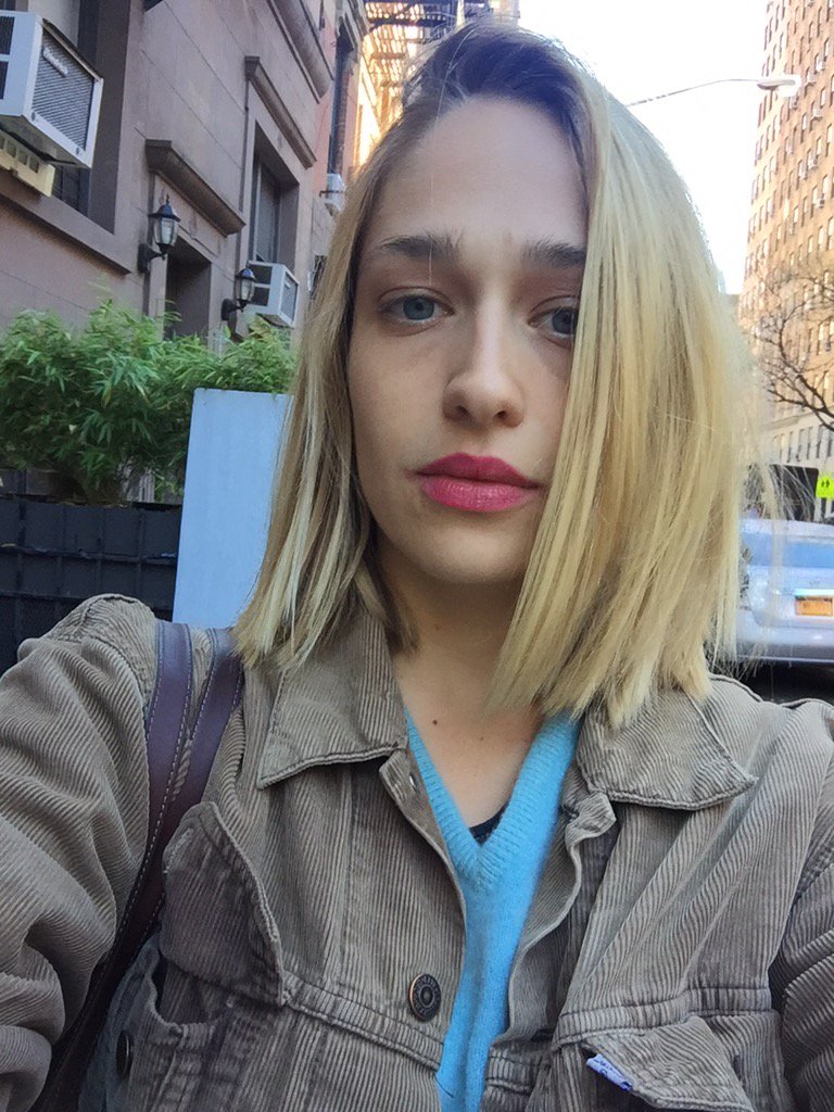 Jemima Kirke on X: "First time since my teens that my hair doesn\