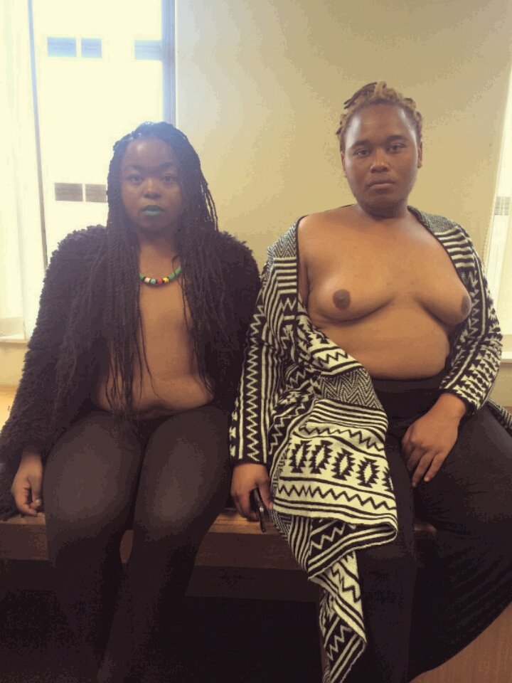 #BlackOut 

Stressing whiteness out since 1993