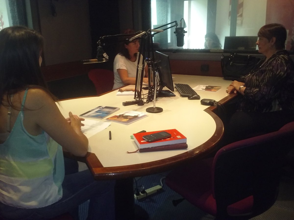 InnovARCS's tweet photo. Seguimos con el #DebateIS s/ Diversidad con Bea Pellizzari y María José Sucarrat. Sumate en @RADIOPALERMOFM 93.9 https://t.co/Qm2ClzF8ND