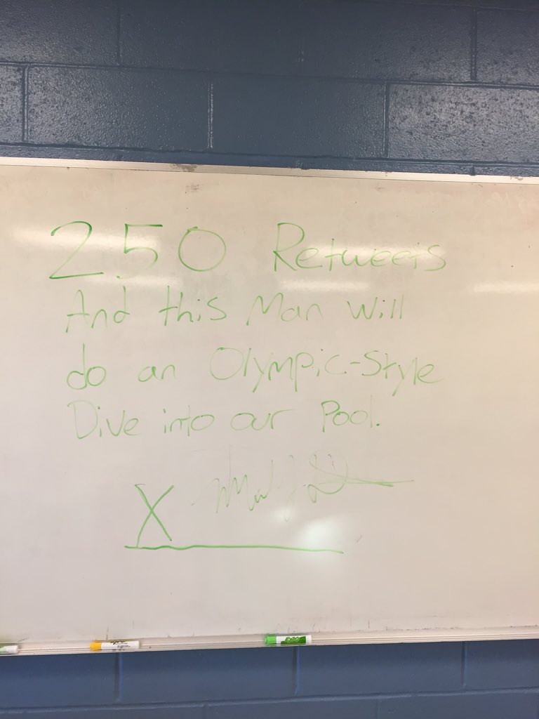 L4798M's tweet photo. 250 retweets in 48 hours and this man does a shirtless dive. Make it happen. https://t.co/yTU6NokJZ3