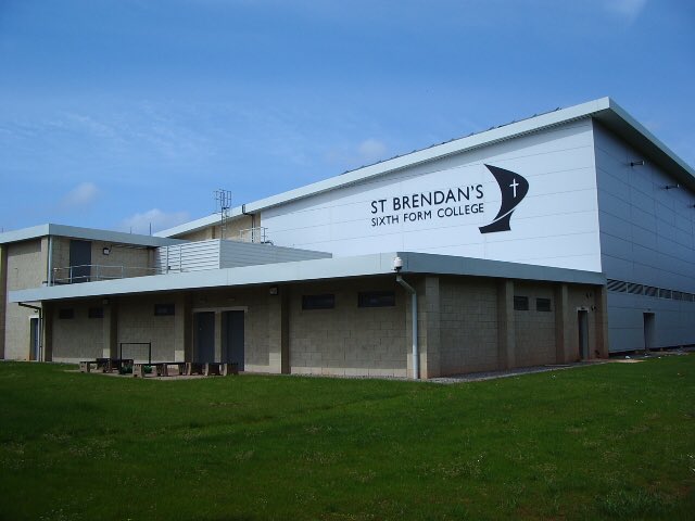 James_Cullen1's tweet photo. Counter punchin today @StBrnSportUnion @StBrendansSFC I look fwd to developing #sportivate #boxing with @wesportcsp https://t.co/2G7QAjCvUI