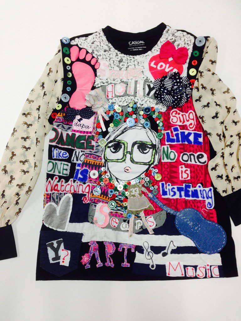 DACAArt's tweet photo. Amazing Year 7 art homework by Holly Sears #art https://t.co/yKzqR7UPVu