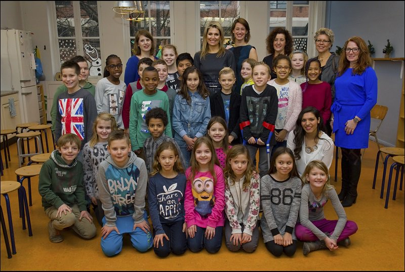 Koningin Máxima brengt werkbezoek muziekonderwijs <a href="/bsLiduina/">Liduina basisschool</a> in Den Haag is.gd/fhwoqy #meermuziekindeklas