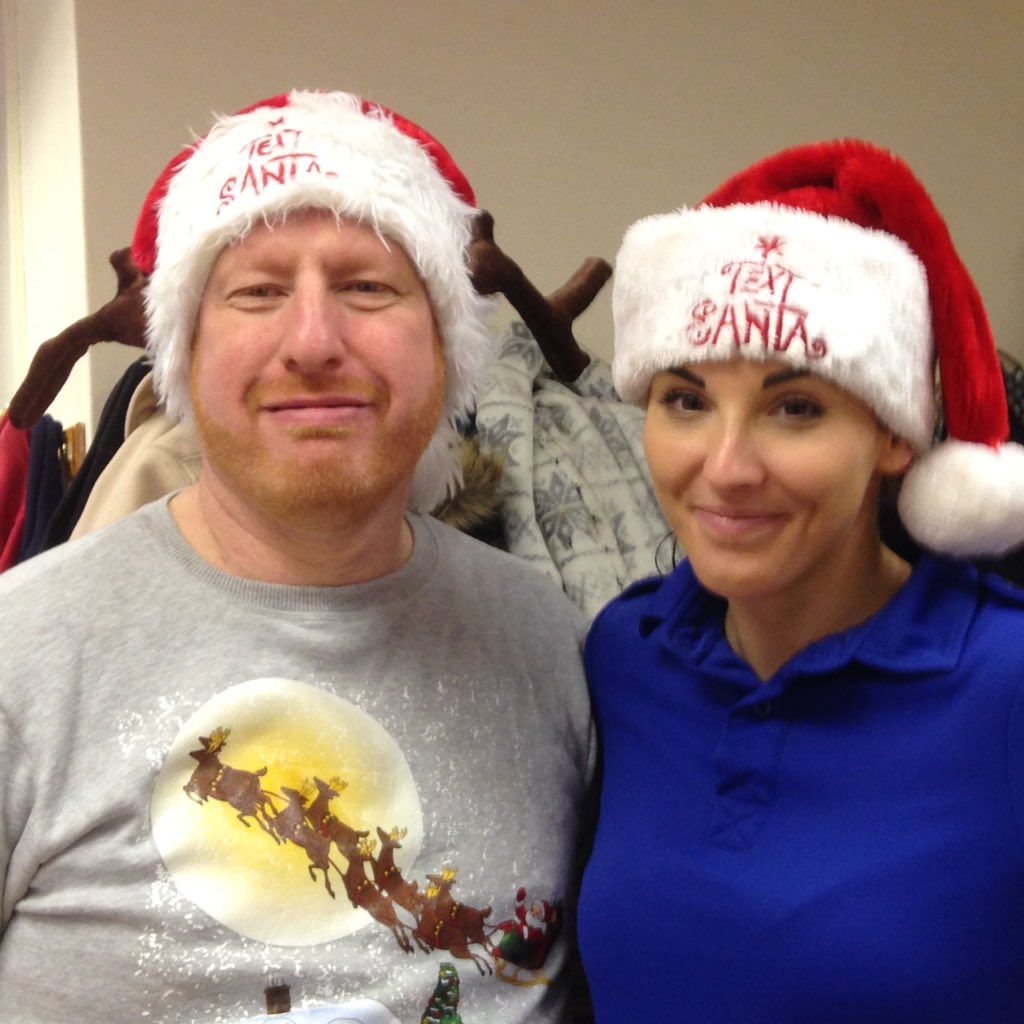 joingoodfriends's tweet photo. Volunteer Xmas lunch @AgeUKDarlington @DarloTownPolice @DarloRangers @DarloFireStn https://t.co/XC9mGhPNaS