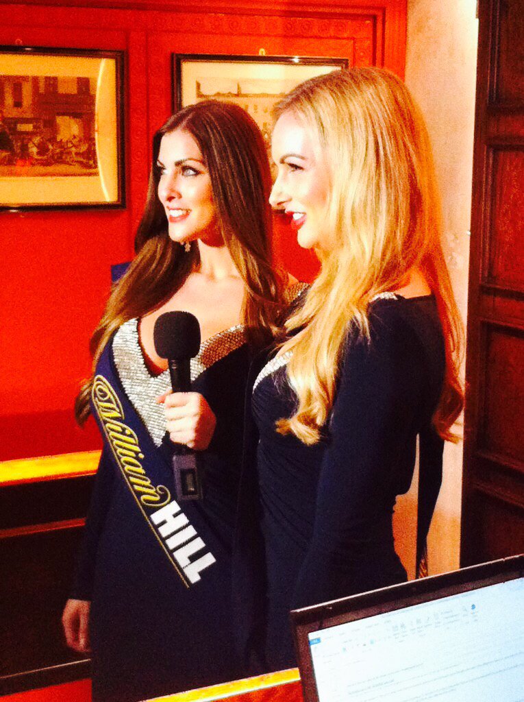 shobbyefc's tweet photo. @Charlswood and @daniellaallfree at yesterday's #PDCFansForum event looking amazing! πππ @SkyWalkOnModels π https://t.co/nf1pJ9JXr2
