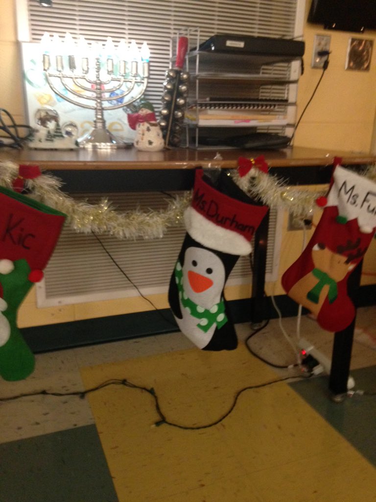 eg_MissDurham's tweet photo. Someone made me a stocking and it's the best thing ever. #thankful #nocoalplease https://t.co/bpkMkBj3LV