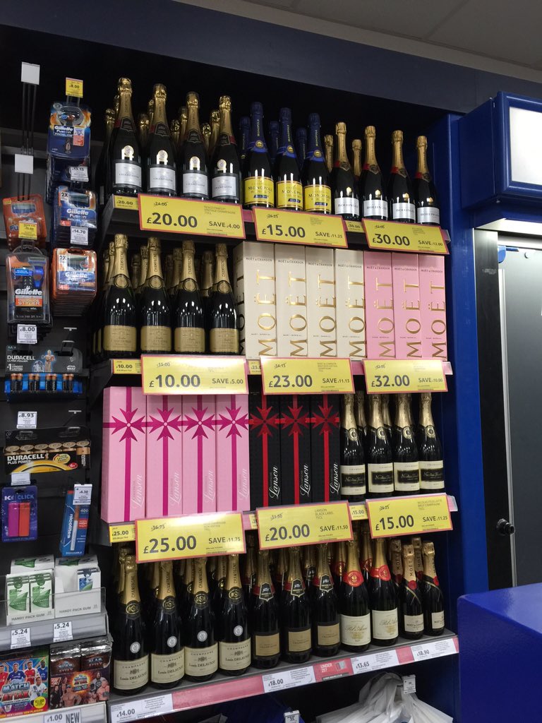 Great offers on our champagne just in time for Xmas! 🎉 <a href="/SMurid/">Syahadah_18</a> @Doyle123mac <a href="/be_becki/">Beckie Berri</a> <a href="/willjhudson/">will hudson</a>