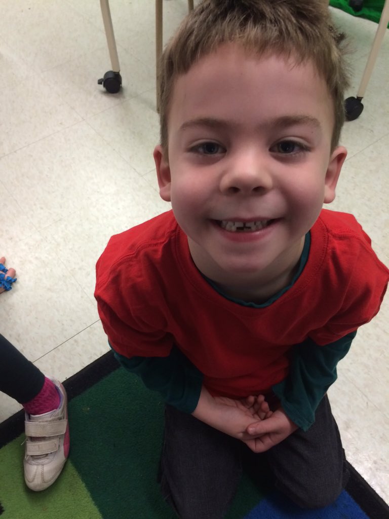 moonstonek1's tweet photo. So happy listening to #scdsblive https://t.co/MDZAEFTAEQ
