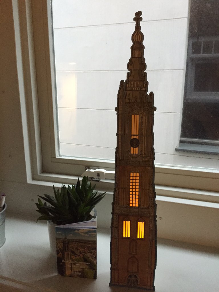 Leuk van <a href="/KlompOffsetdruk/">Klomp Offsetdrukkers</a> Licht in de duisternis..