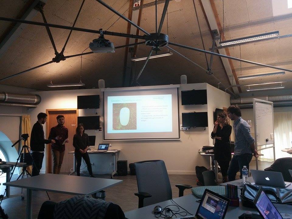 IRAMfactory's tweet photo. C'est au tour du #projet #GreenMouse de nous présenter son #widget : combien ca consomme un clic sur internet ? https://t.co/29x0Vkhyf7