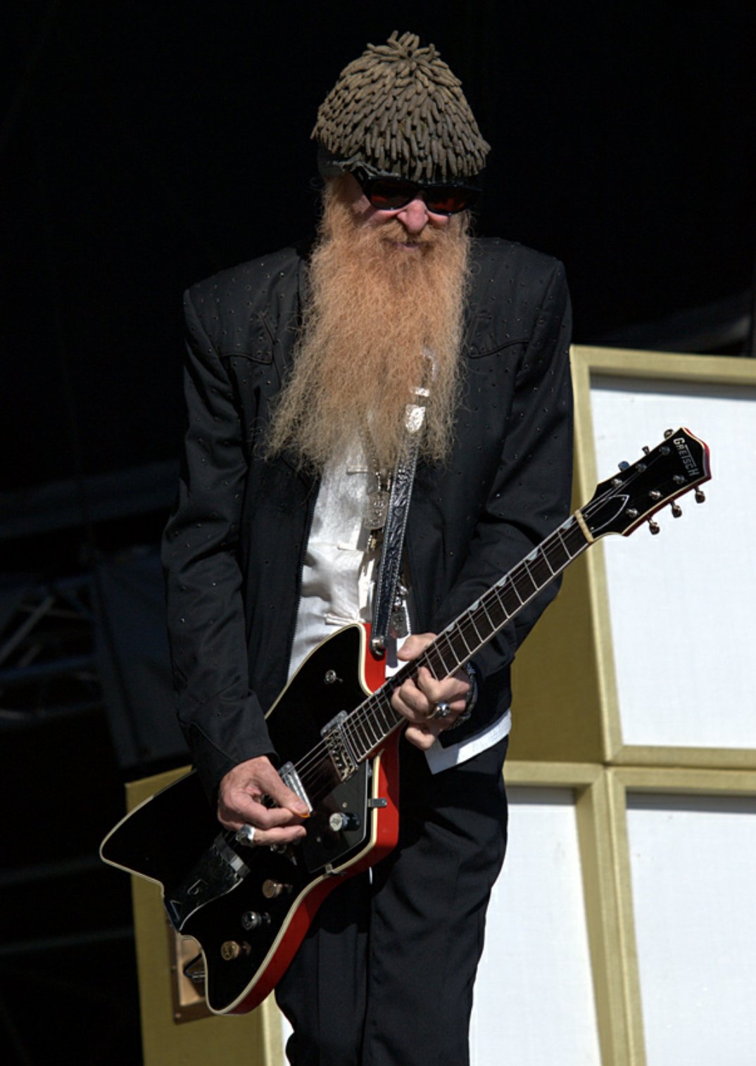 Happy 66th birthday Billy Gibbons. His 1st band opened for Jimi Hendrix on his 1st US tour.  