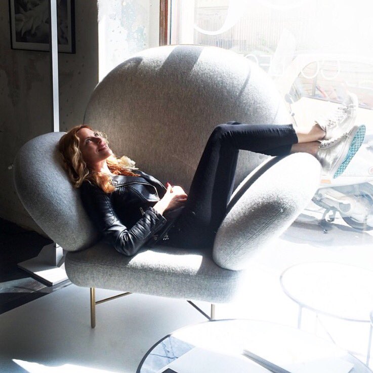 concepticolas's tweet image. #nikazupanc #secollection #sofa #design #2015 #luxurysofa #classicsofa #elegantsofa #interiordesign