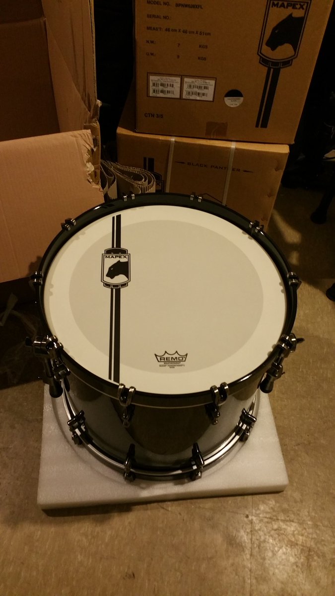 techiedrumgeek's tweet image. She's finally home, fresh out of the boxes, can't wait to get her tuned and set up