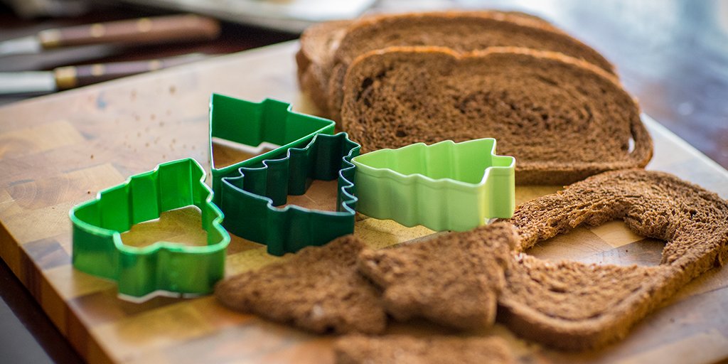 Publix's tweet photo. Anyone ever use cookie cutters to make French toast more fun? #BreakfastSave https://t.co/GT7HBKeDBP