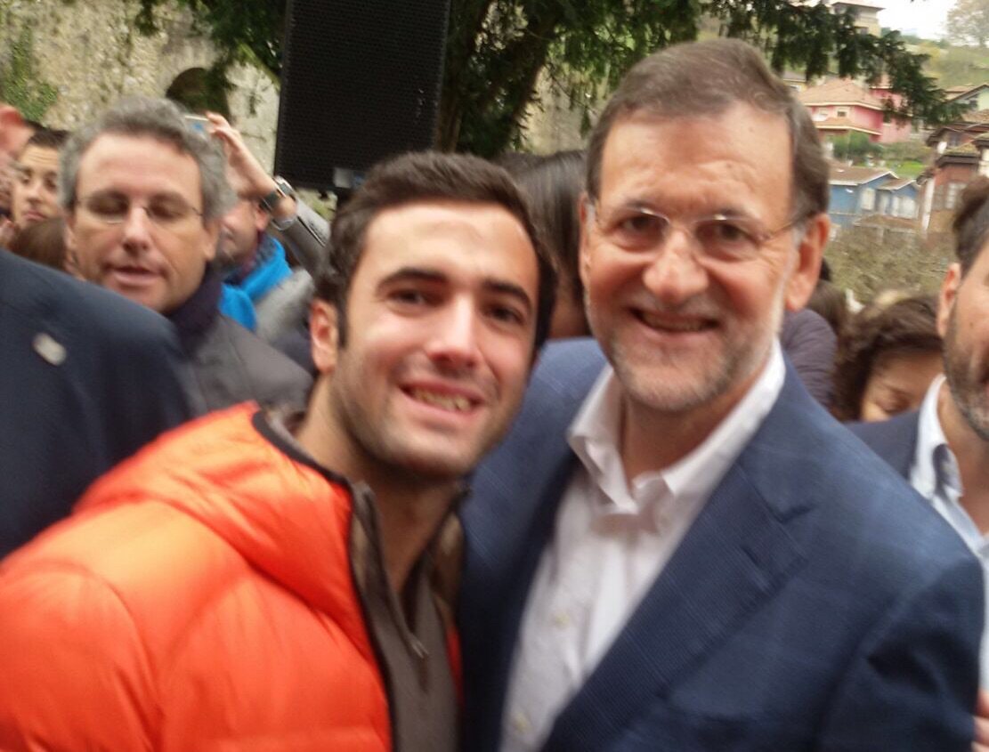 MiguiCastilla's tweet photo. No importa los ideales, ni de que partido seas, la violencia es injustificable. @marianorajoy tu puedes con todo. https://t.co/YYOiOXokkM