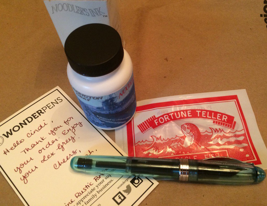 cindiforeman's tweet photo. Finally back in business - cheers @_wonderpens    #noodlersInk #FountainPen #LexingtonGray https://t.co/sV0IowPerV