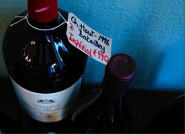elywinebars's tweet photo. On our Christmas wish list. Anyone? We've been very good this year, we promise! π· https://t.co/JKIPnHCKTd