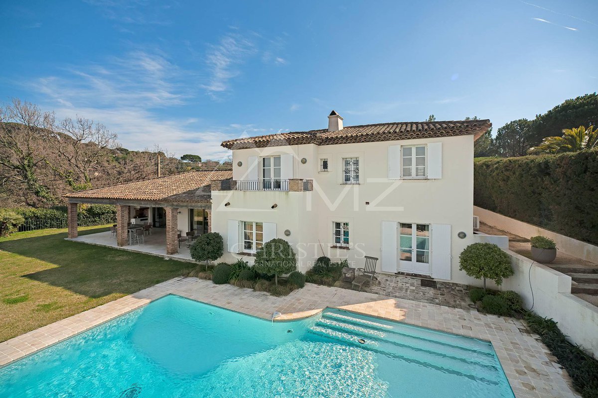 Michael_Zingraf's tweet photo. #Sale #SaintTropez #CharmingProperty #LuxuryRealEstate #FrenchRiviera #MZIST578 https://t.co/dI80laKbG3