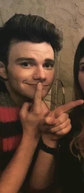 goldDyuji1's tweet photo. @chriscolfer #picsoftheday #Scarves #FetusChris #TooCute #kurthummel #glee #Beautiful #perfection #flawless😍😍😭😭😭😭❤❤👌 https://t.co/DtmiNppOv0