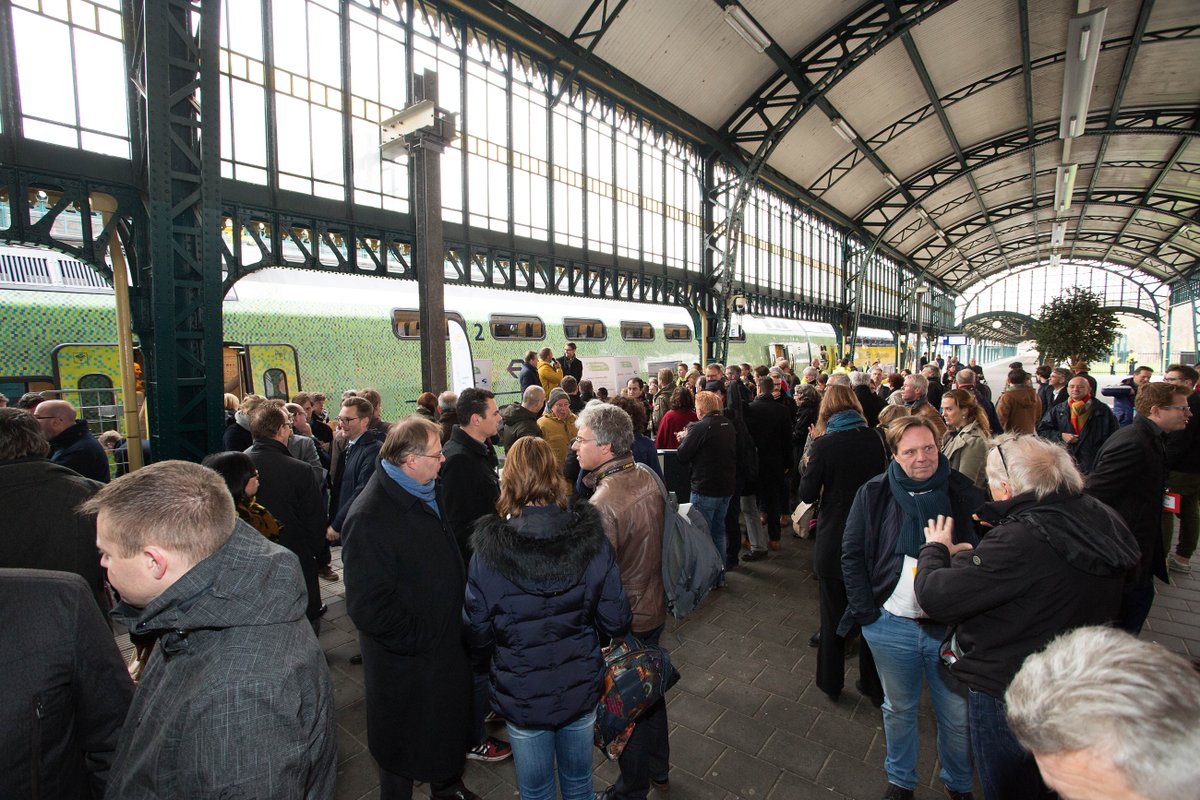 Presentator <a href="/Harm__Edens/">Harm Edens</a> noemt #DGTT 'Trein van de Hoop'. Hoe vonden de passagiers de rit? buff.ly/1QrQVw5