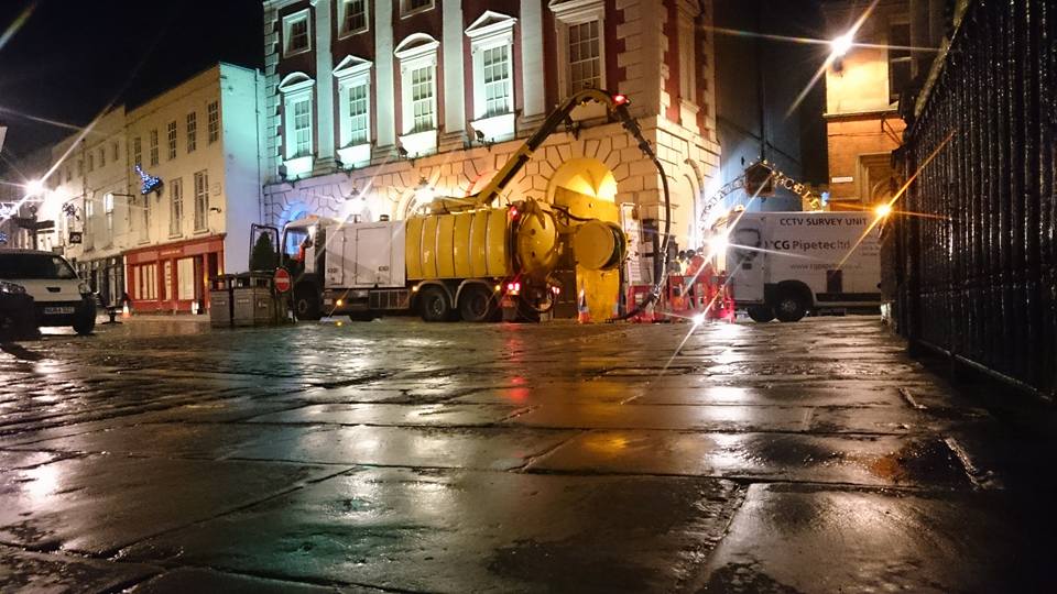 WasteCleanGroup's tweet photo. Wasteclean Group Ltd working through the night for the local council in York City Centre. #York https://t.co/Qqg7iww48z