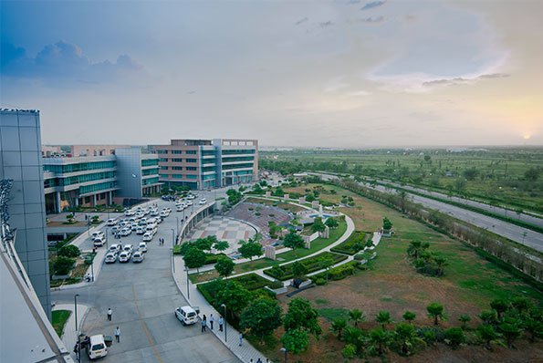 Mahindra is India's green business city bricplusnews.com/business/succe…