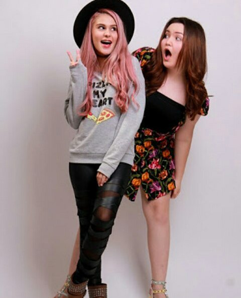 Heyho :)
H-2 Nih hihi