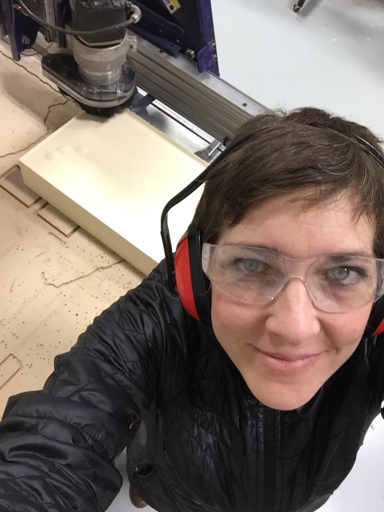 Studio_Camelot's tweet photo. Working with CNC router at my favorite shop. #makerspace #makerworks #annarbor #art #shopbot https://t.co/rE7KedtBiK