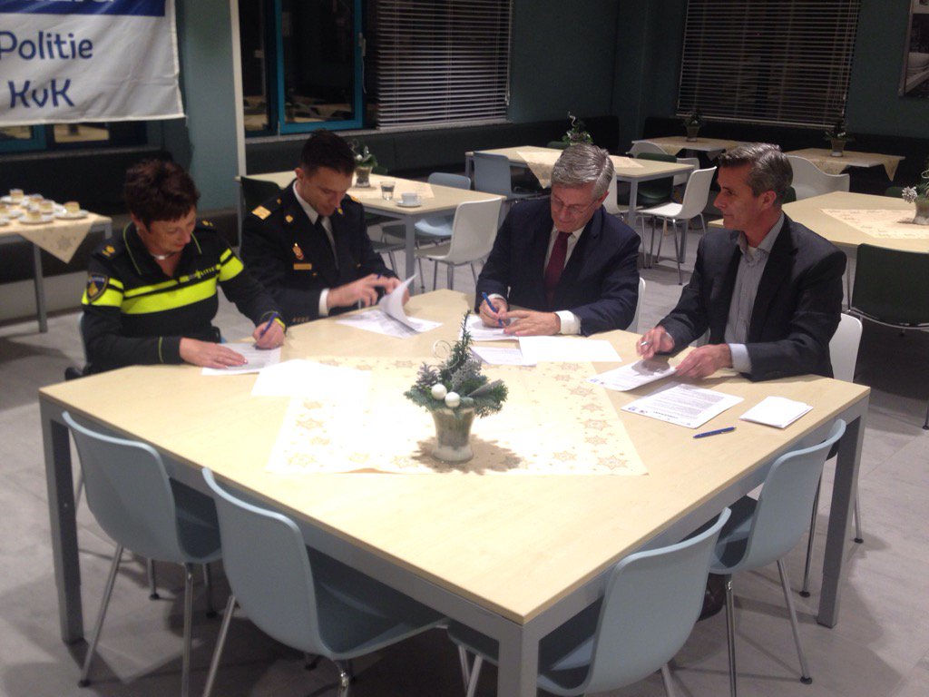 Door samenwerking bedrijven, politie, brandweer en gemeente Keurmerk Veilig Ondernemen kantorenpark Rokkeveen. Goed!