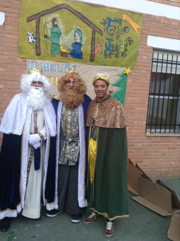 jctorrescf's tweet photo. #belensalesnerv2015 Los RRMM https://t.co/7o6bgmVw8e